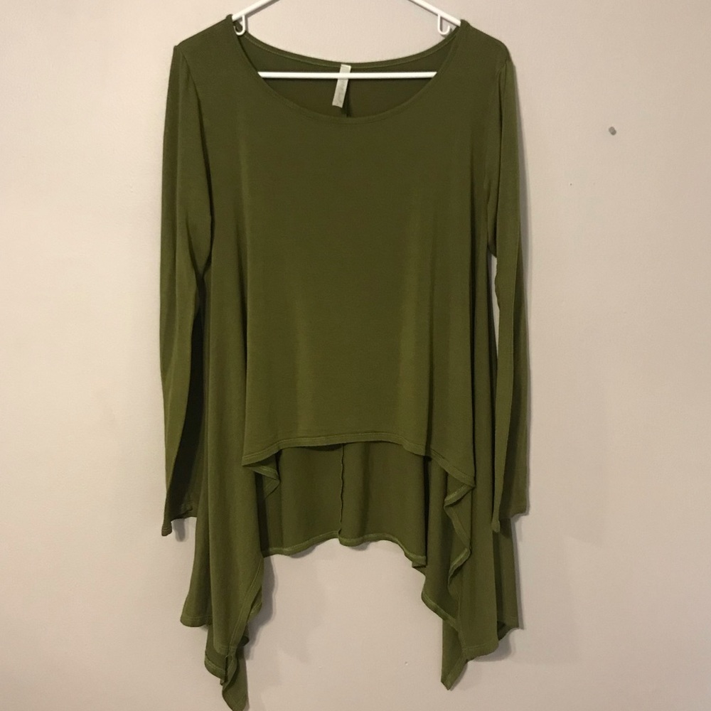 Long sleeve draped tunic top